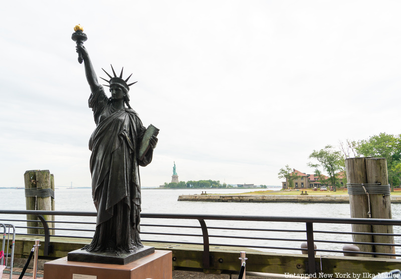 Detail Pics Of Statue Of Liberty Nomer 47