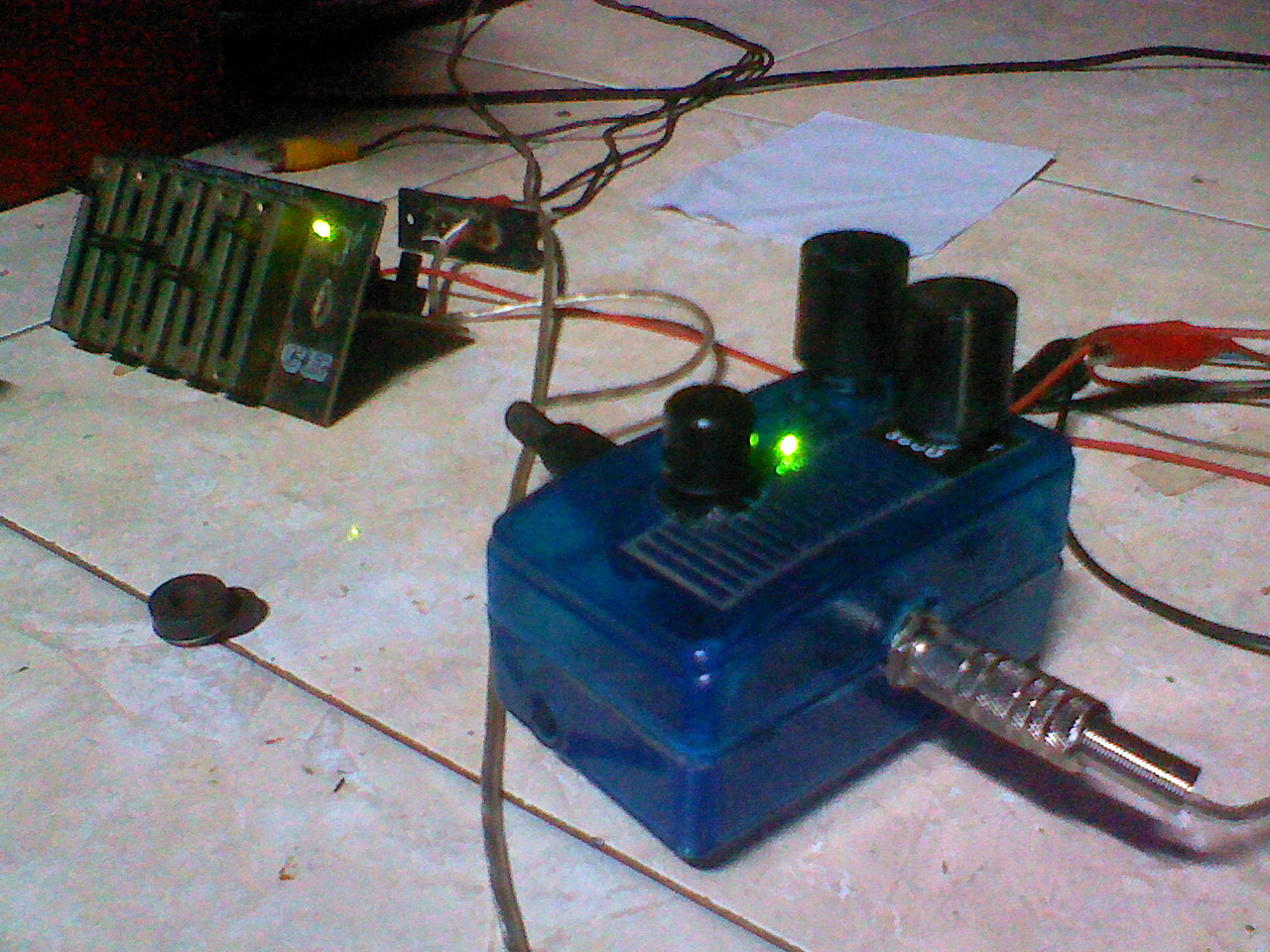 Detail Membuat Efek Gitar Sendiri Nomer 17