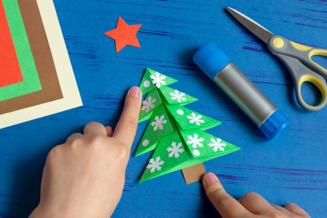 Detail Membuat Kartu Natal Anak Nomer 7