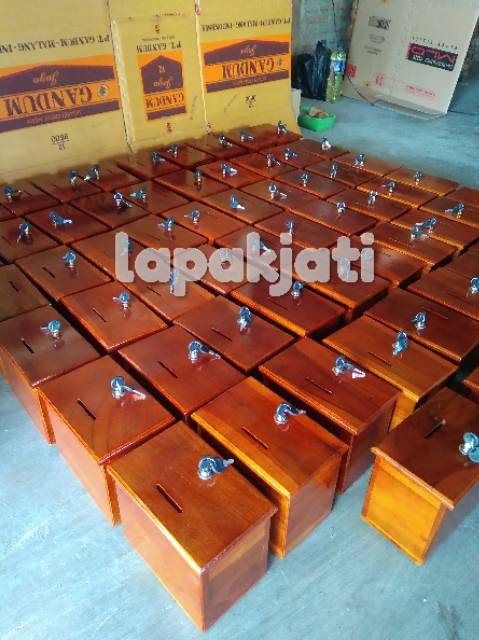 Detail Membuat Kotak Amal Dari Kayu Nomer 34