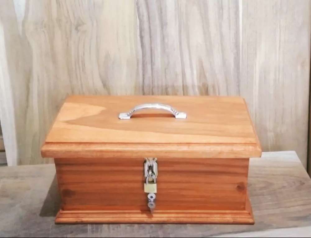Detail Membuat Kotak Amal Dari Kayu Nomer 36
