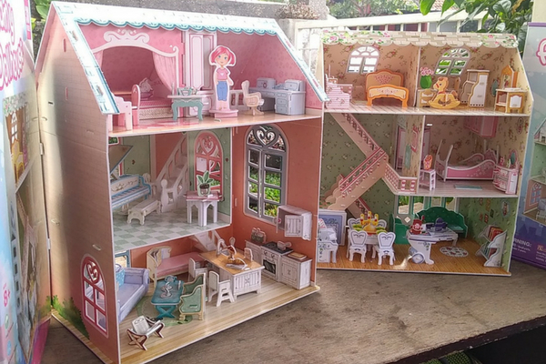 Detail Membuat Rumah Barbie Dari Kardus Nomer 37