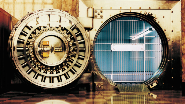 Detail Picture Of A Bank Vault Nomer 12