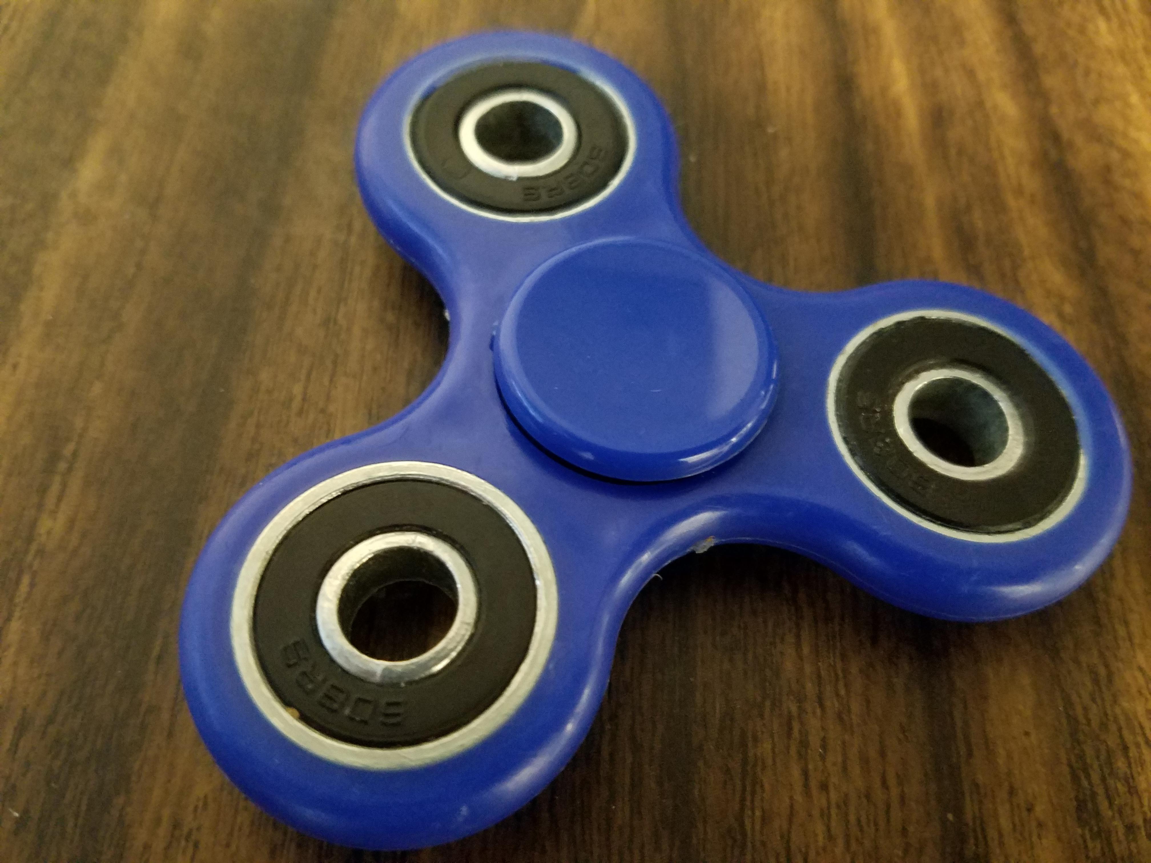 Detail Picture Of A Fidget Spinner Nomer 39