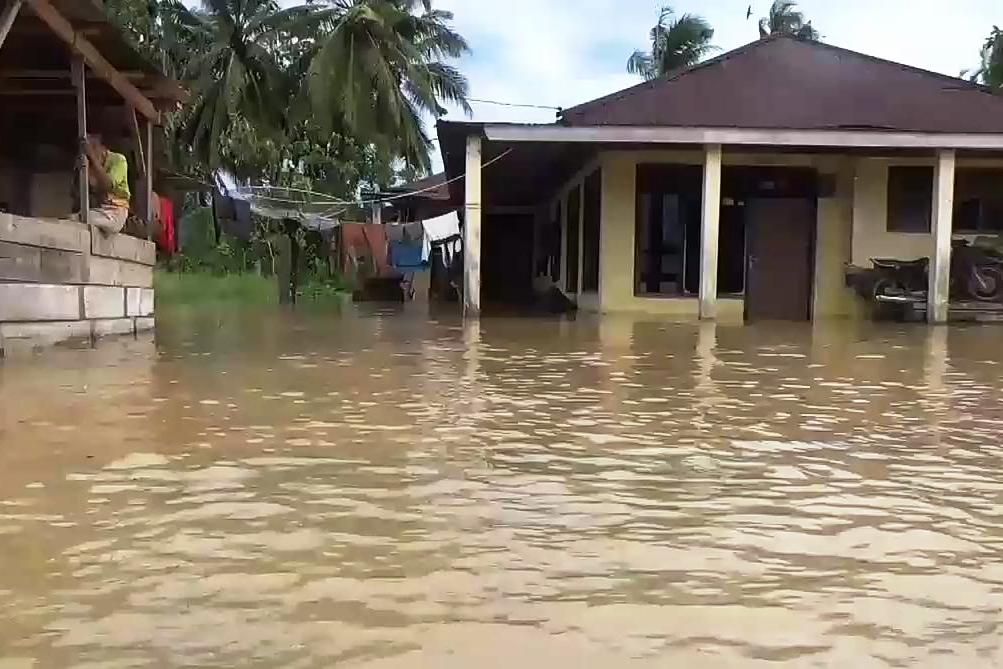 Detail Membuat Tanggul Banjir Di Rumah Nomer 31