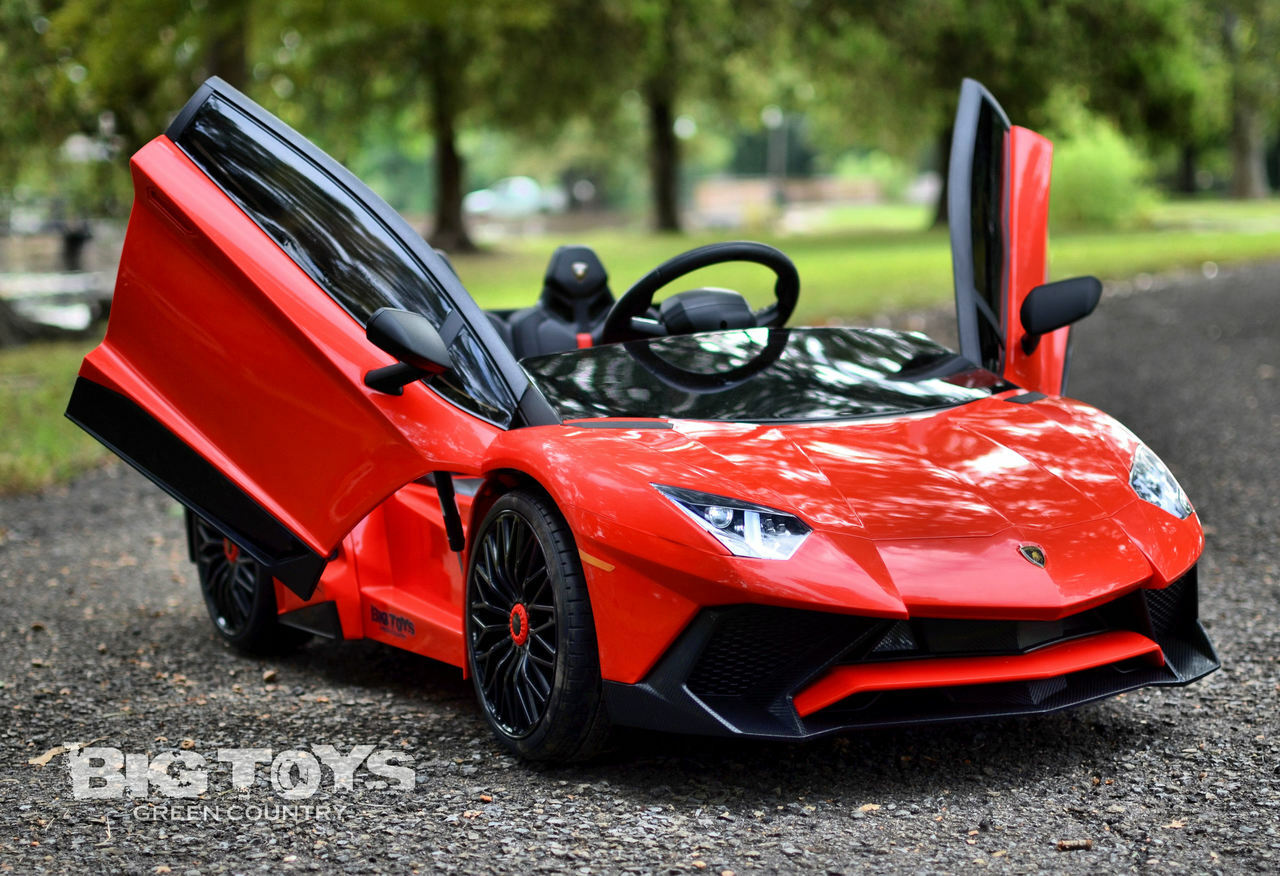 Detail Picture Of A Red Lamborghini Nomer 35