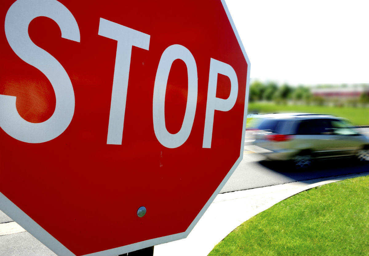 Detail Picture Of A Stop Sign Nomer 38