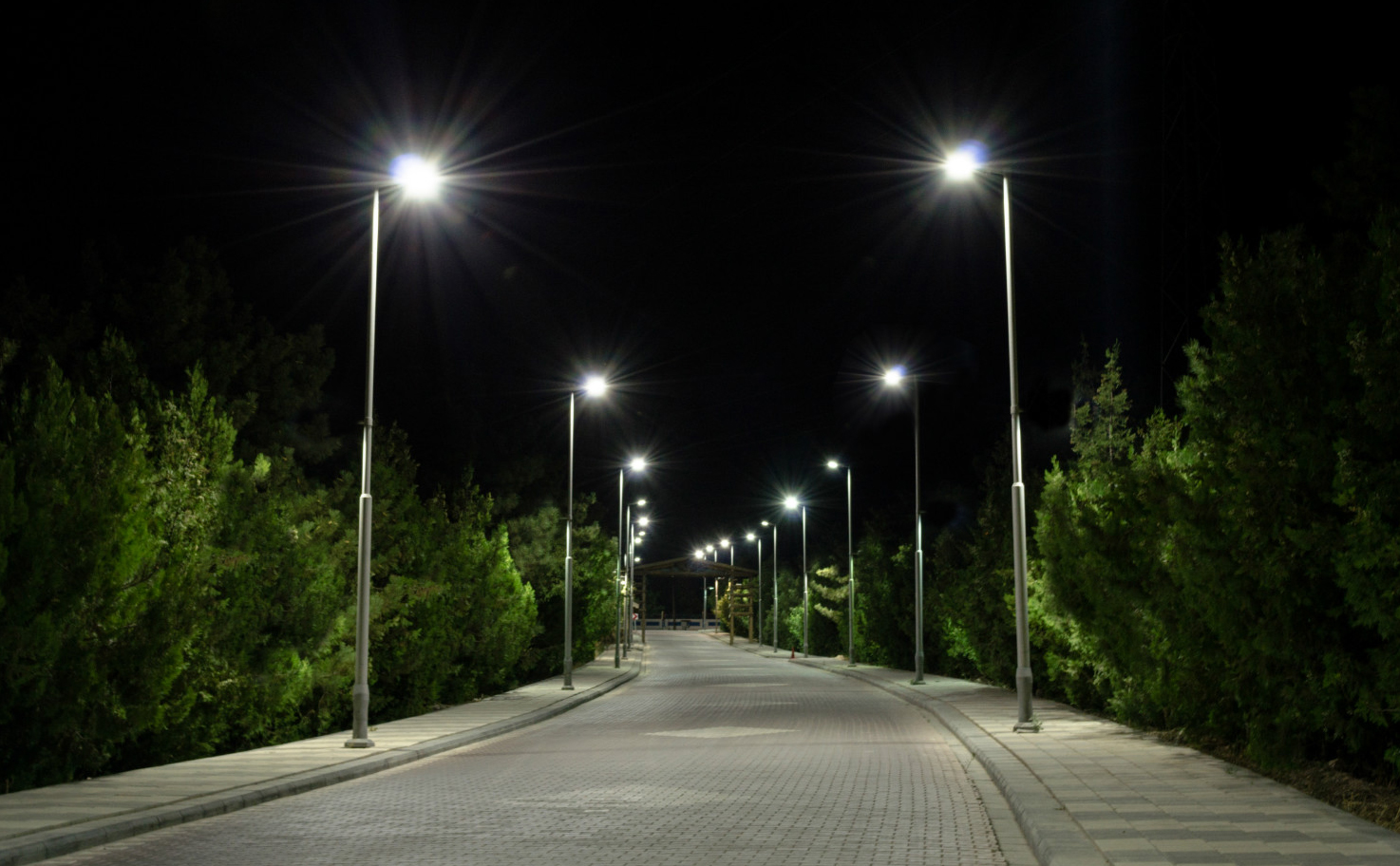 Picture Of A Street Light - KibrisPDR