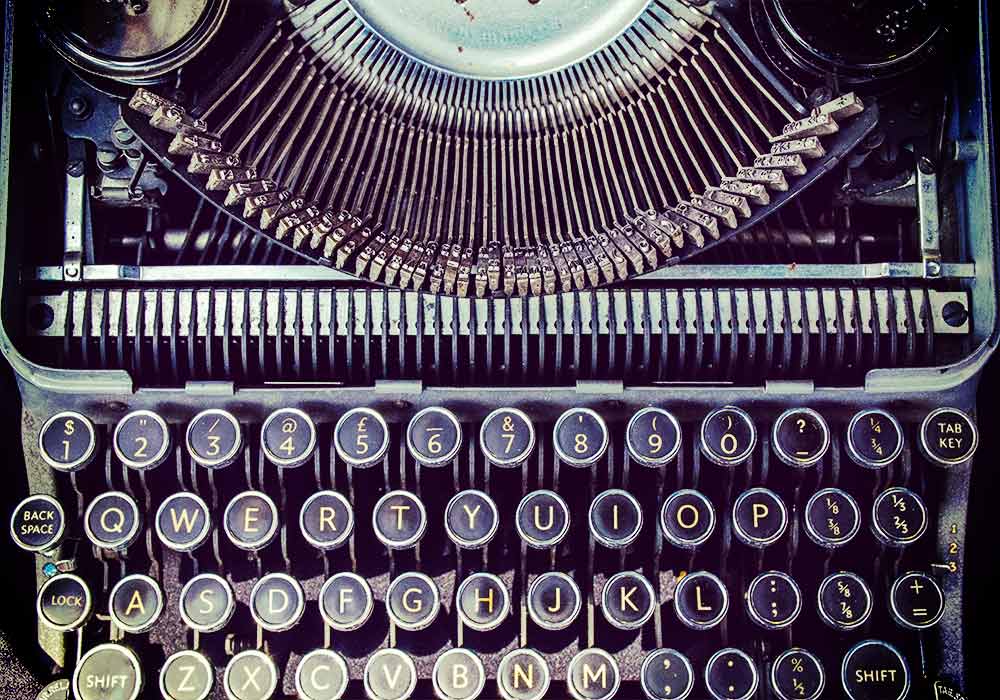 Detail Picture Of A Typewriter Nomer 24