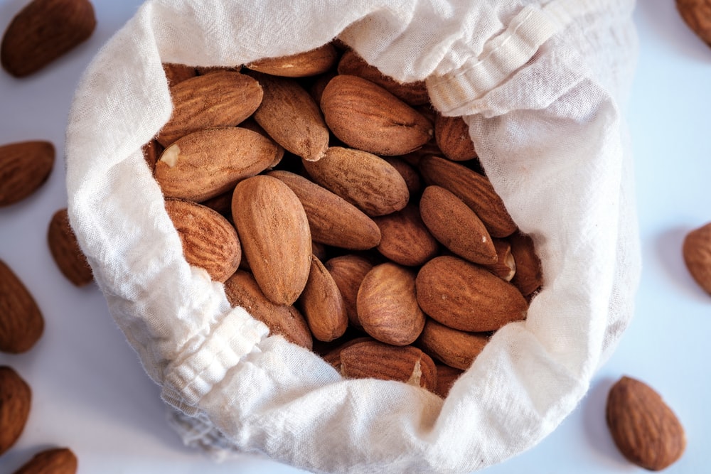 Detail Picture Of Almond Nuts Nomer 54