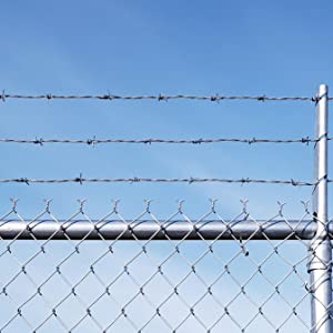 Detail Picture Of Barbed Wire Fence Nomer 22