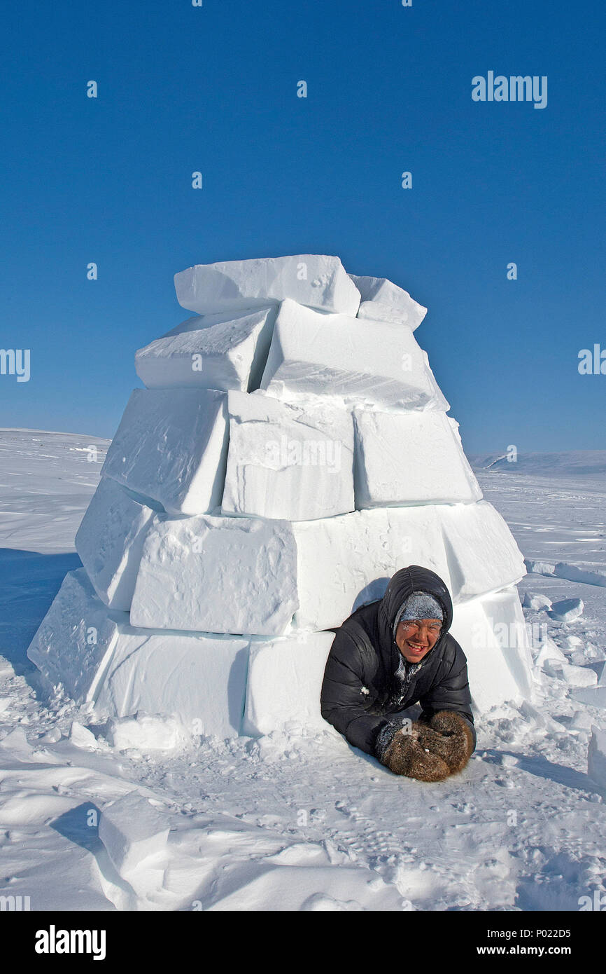 Picture Of Eskimo And Igloo - KibrisPDR