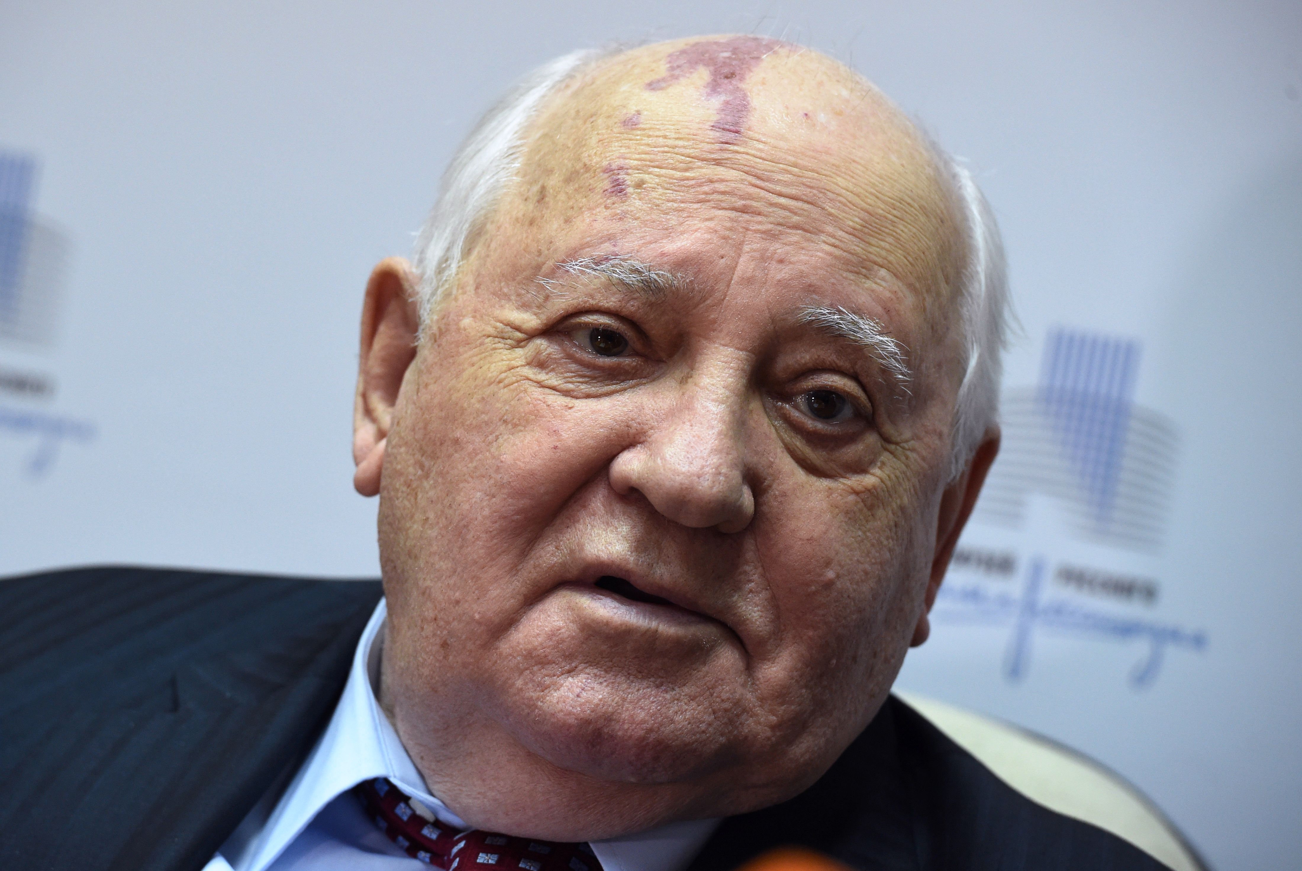 Detail Picture Of Mikhail Gorbachev Nomer 3