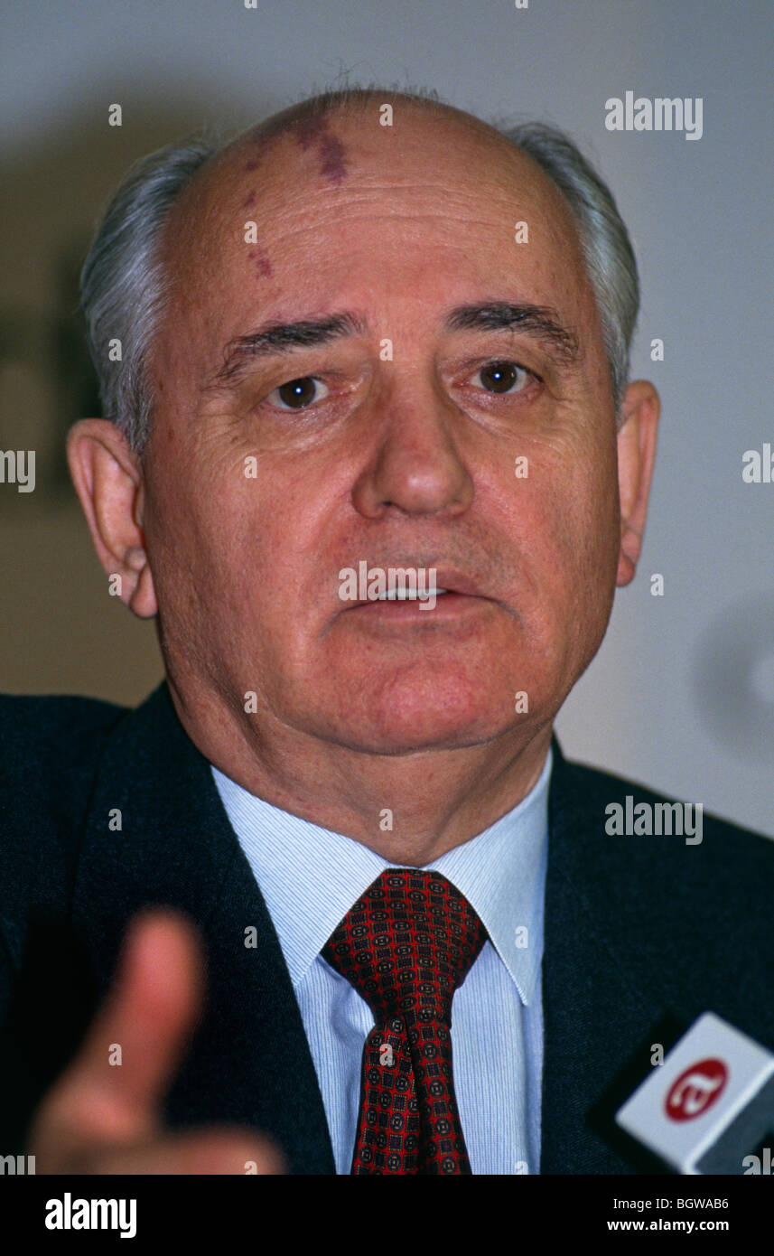 Detail Picture Of Mikhail Gorbachev Nomer 50