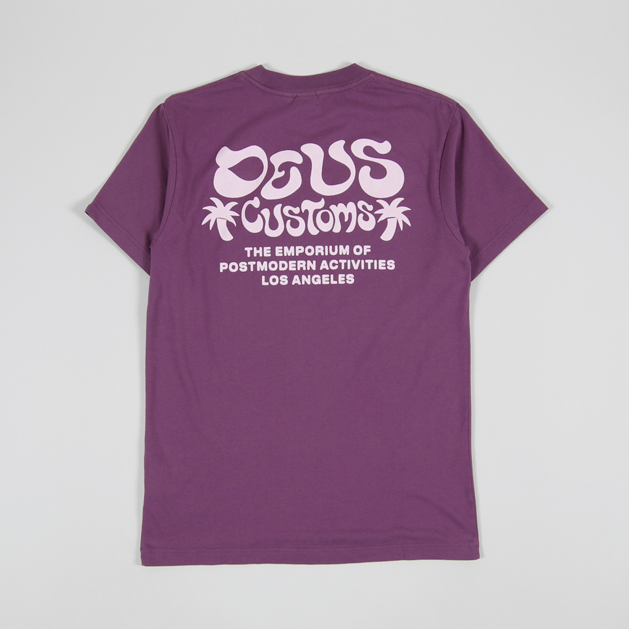 Detail Deus Ex Machina Font Nomer 52