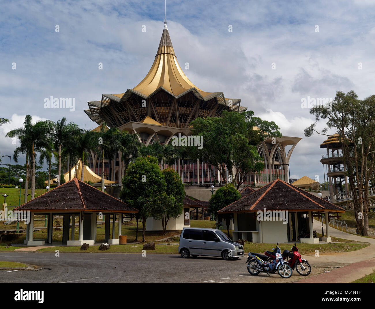 Detail Dewan Undangan Negeri Nomer 18