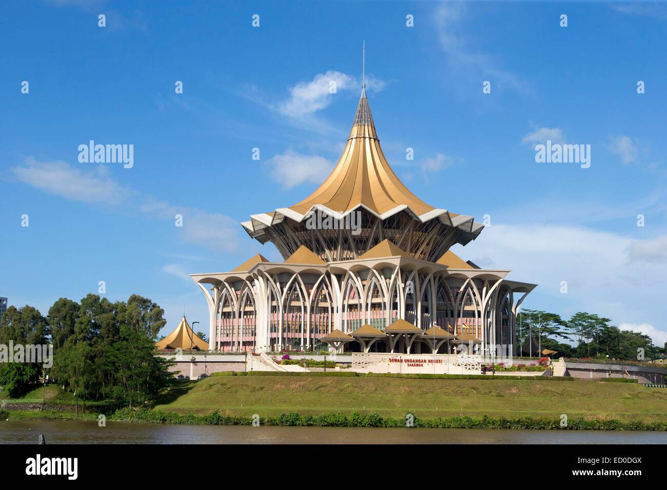 Detail Dewan Undangan Negeri Nomer 55