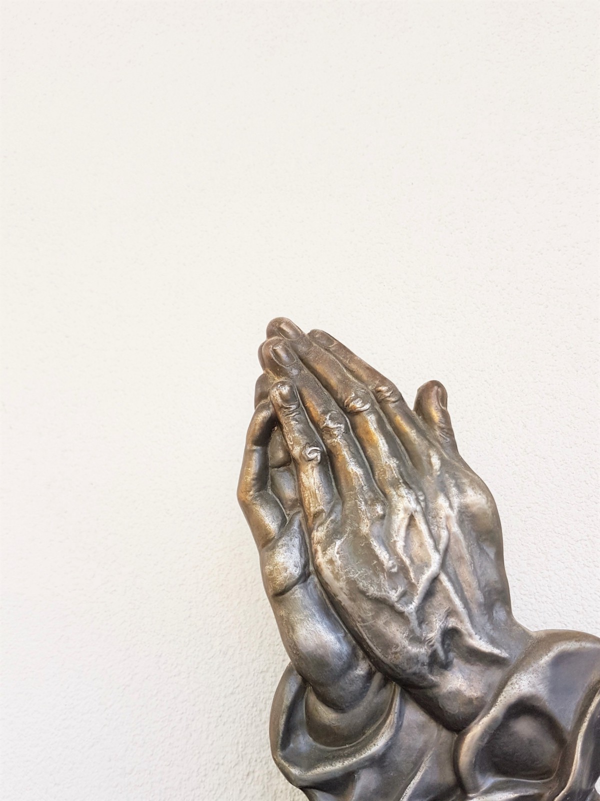 Detail Picture Of The Praying Hands Nomer 50