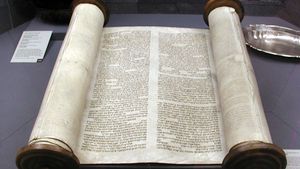 Detail Picture Of Torah Nomer 8