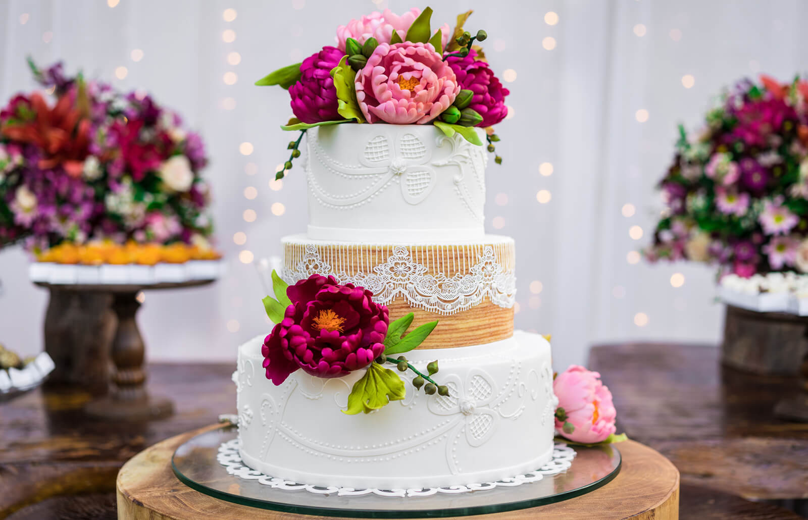Detail Picture Of Wedding Cakes Nomer 23