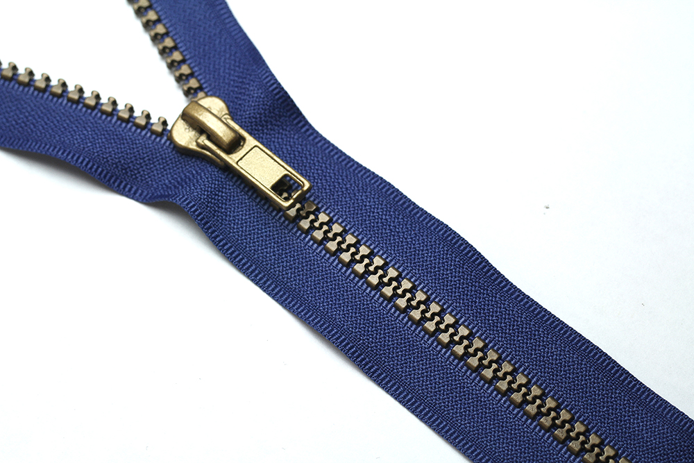 Detail Picture Of Zipper Nomer 10