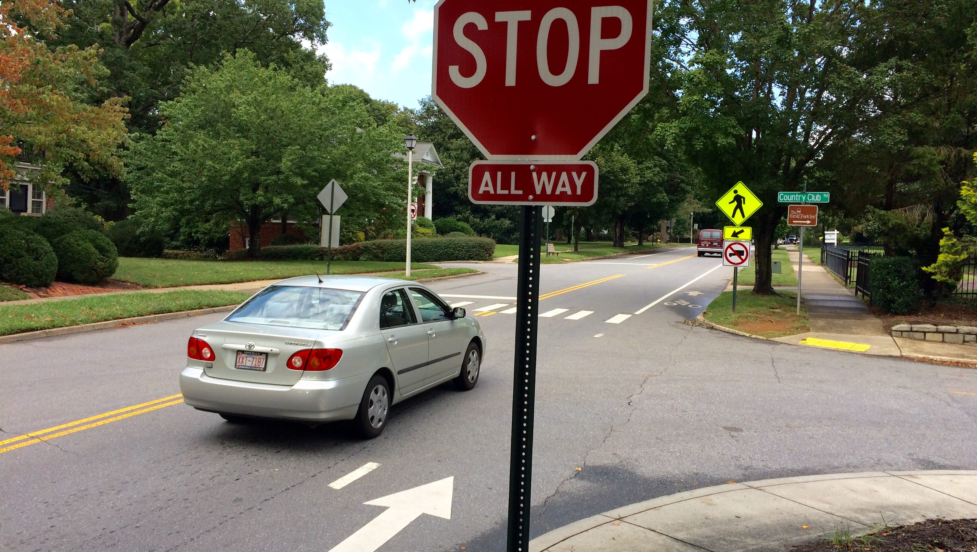 Detail Pictures Of A Stop Sign Nomer 44