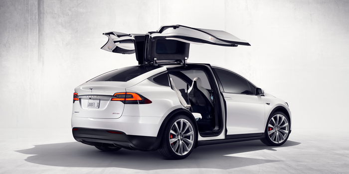 Detail Pictures Of A Tesla Car Nomer 5