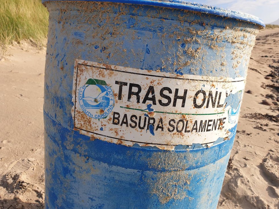 Detail Pictures Of A Trash Can Nomer 33