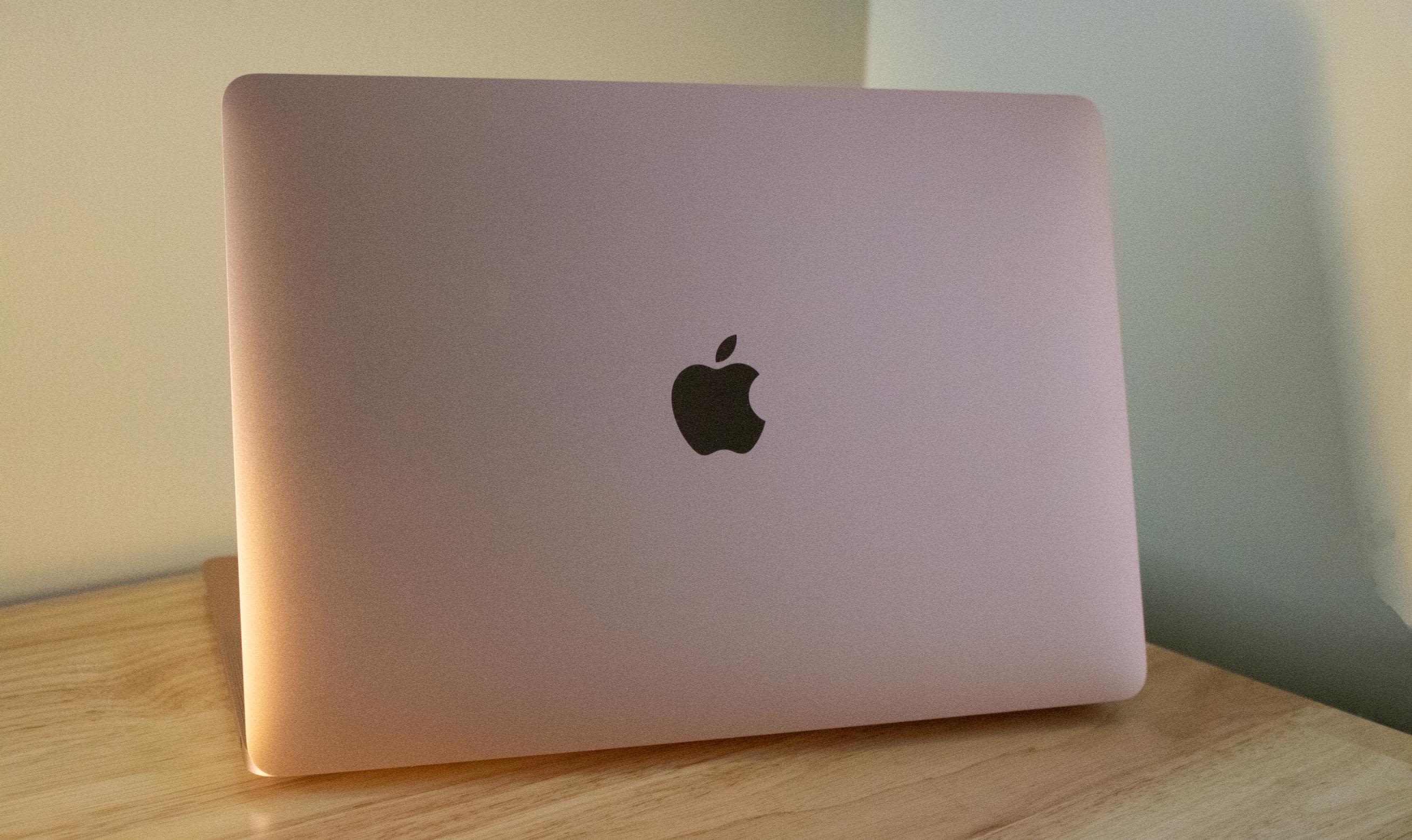 Detail Pictures Of Apple Laptops Nomer 10