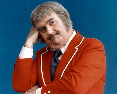 Detail Pictures Of Captain Kangaroo Nomer 7