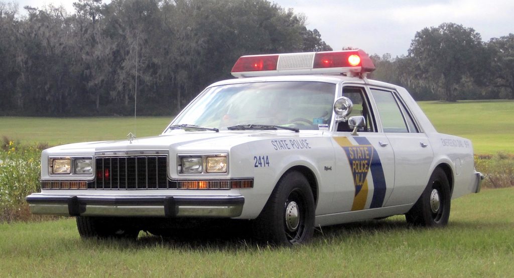 Detail Pictures Of Cop Cars Nomer 38
