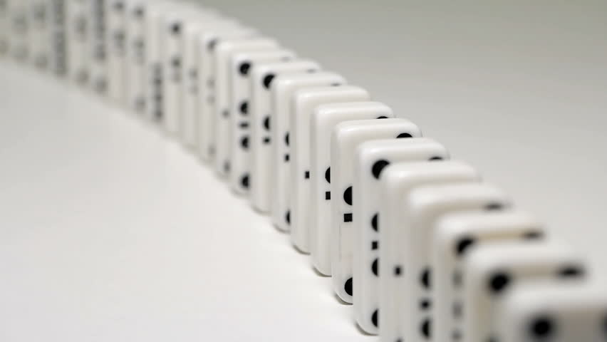 Detail Pictures Of Dominoes Falling Nomer 50