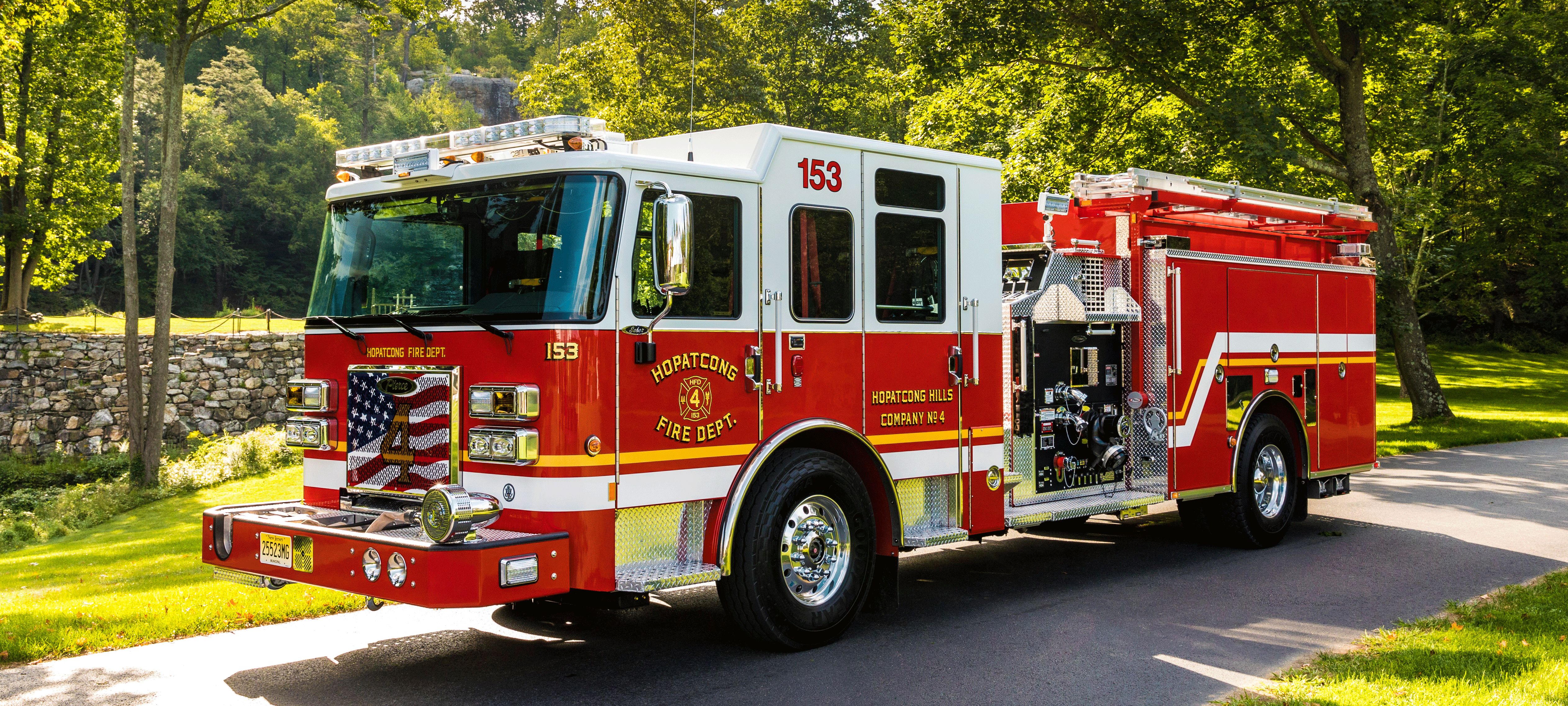 Detail Pictures Of Fire Trucks Nomer 5