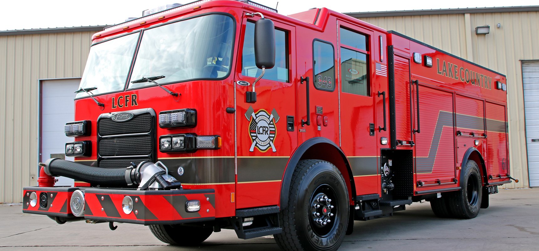 Detail Pictures Of Fire Trucks Nomer 8