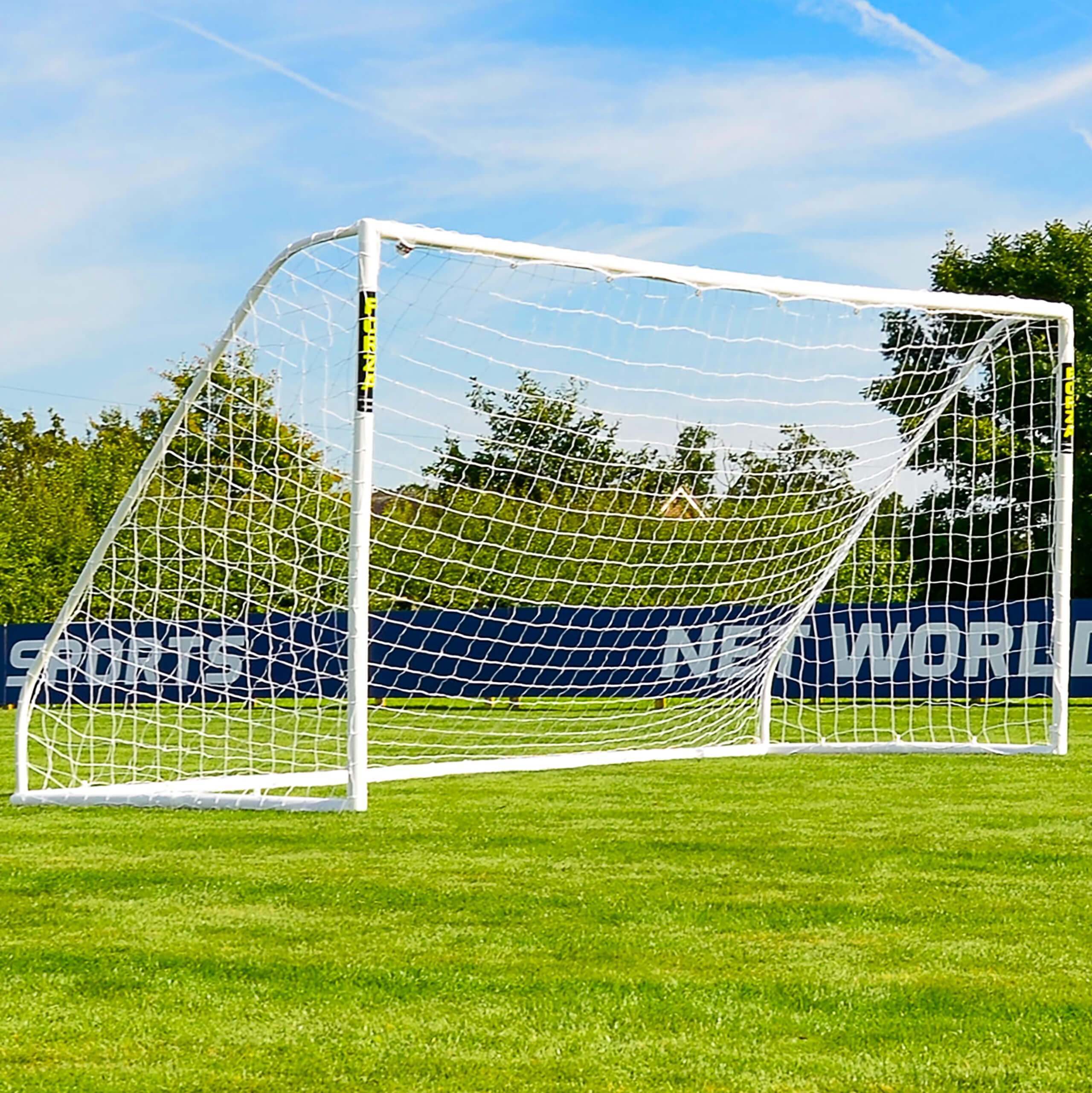 Detail Pictures Of Football Goal Posts Nomer 39