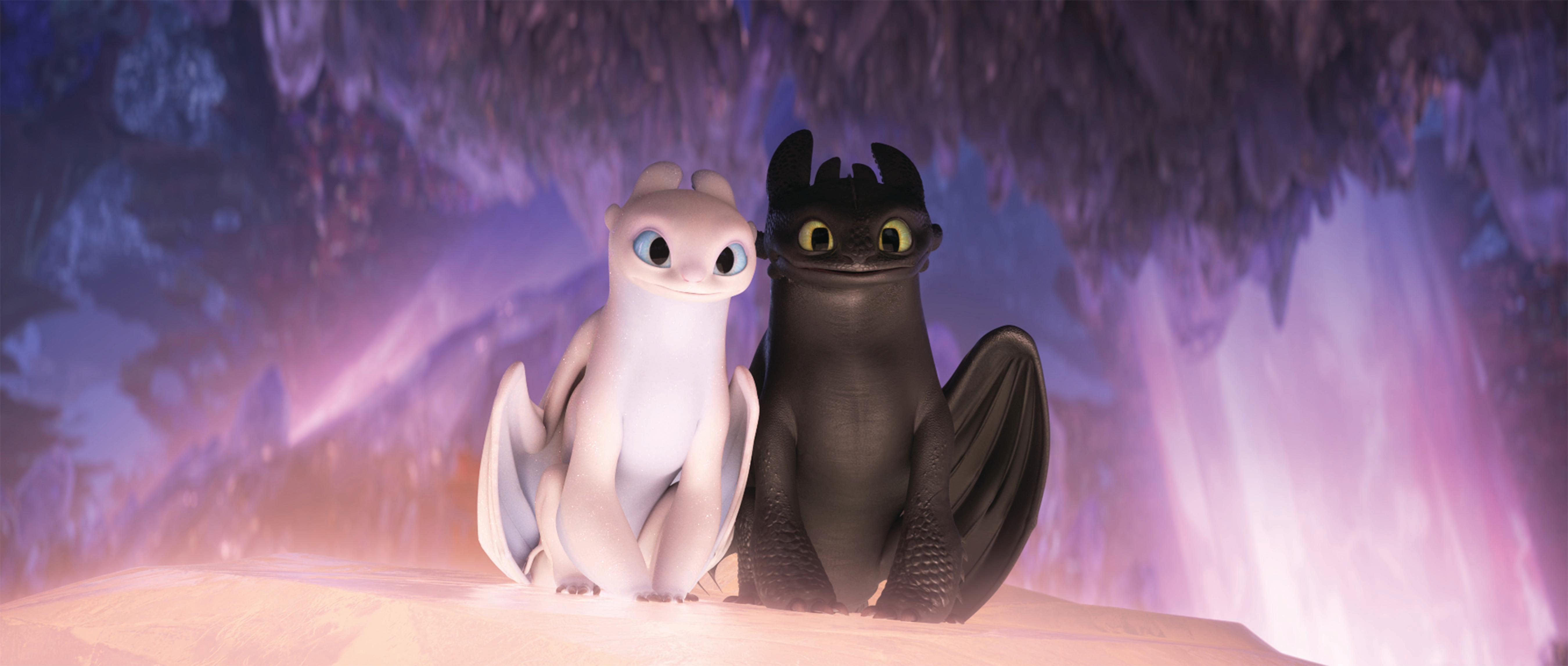 Pictures Of Light Fury And Toothless - KibrisPDR