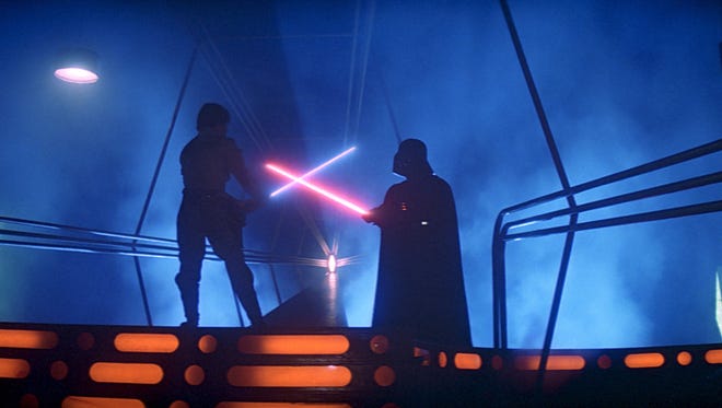 Detail Pictures Of Luke Skywalker And Darth Vader Nomer 27