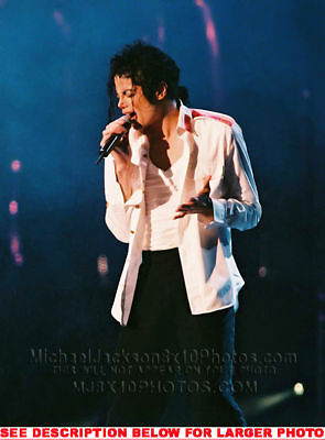 Detail Pictures Of Michael Jackson Singing Nomer 41