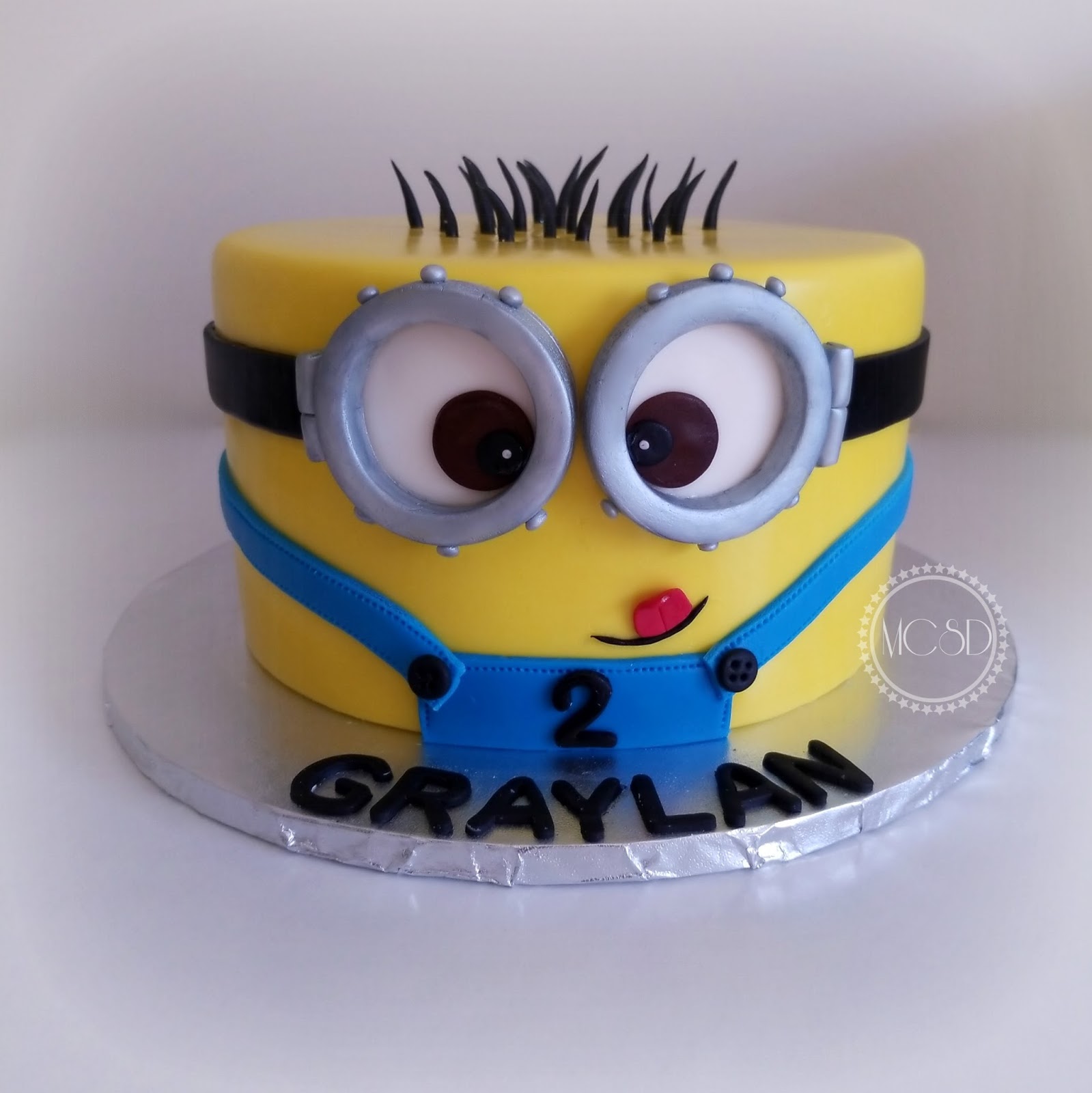Detail Pictures Of Minions Birthday Cakes Nomer 23