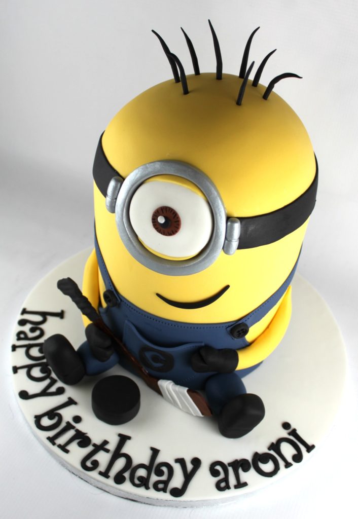 Detail Pictures Of Minions Birthday Cakes Nomer 29