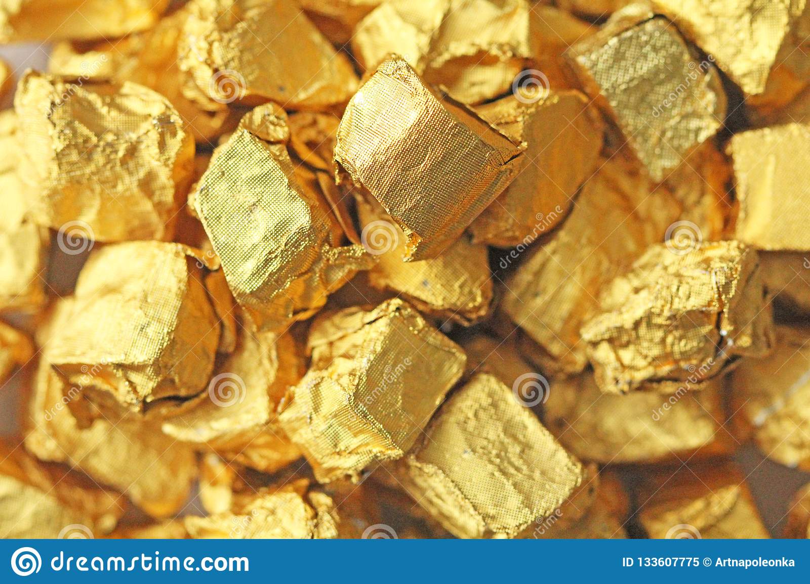 Detail Pictures Of Pure Gold Nomer 4
