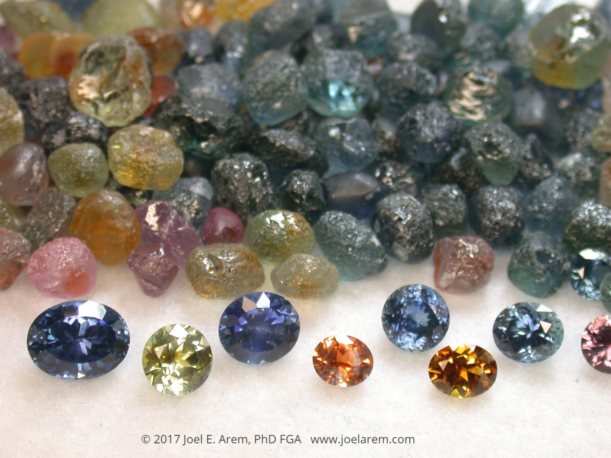 Detail Pictures Of Sapphire Stones Nomer 16