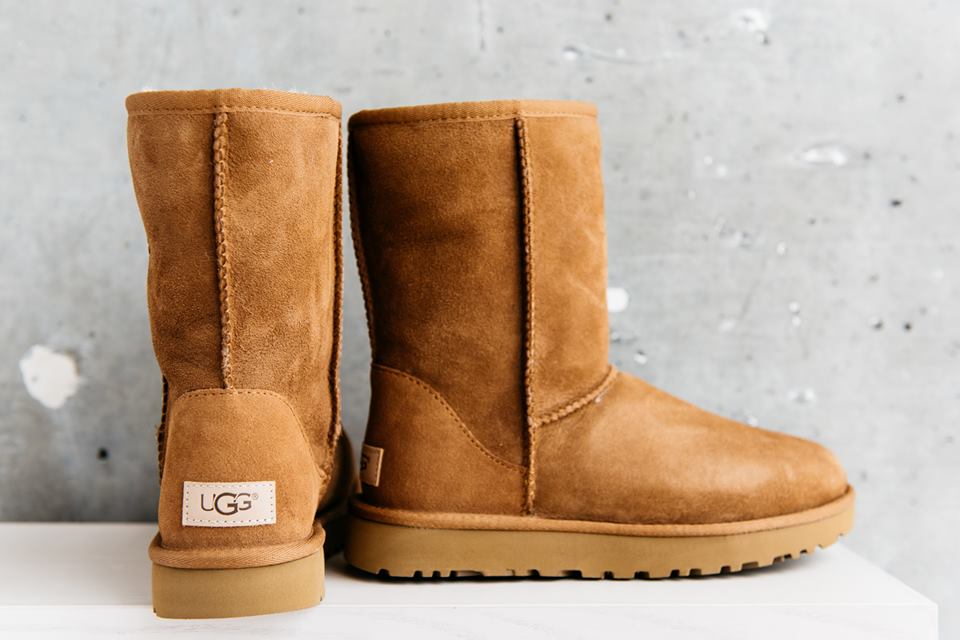 Detail Pictures Of Ugg Boots Nomer 43