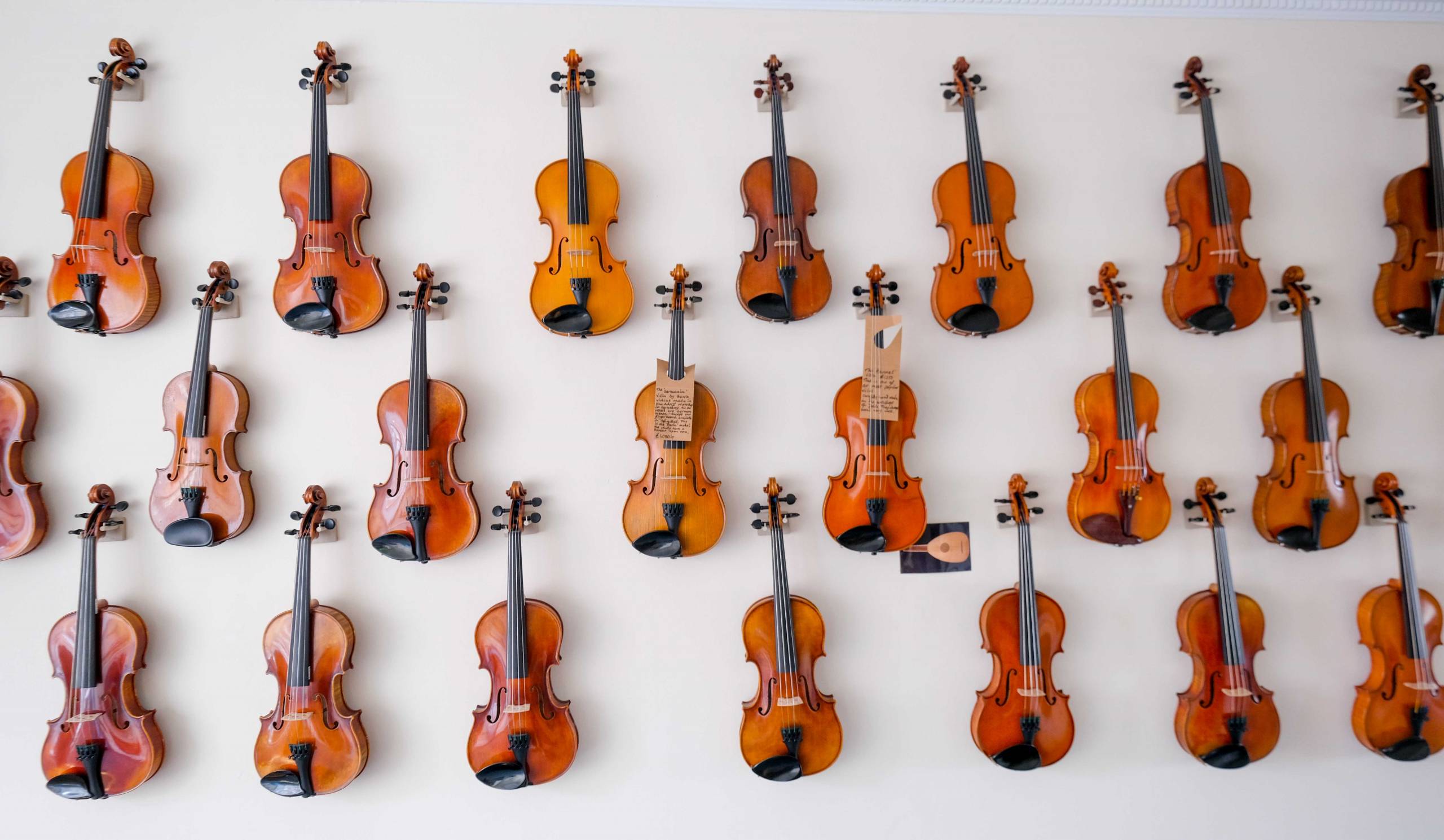 Detail Pictures Of Violins Nomer 37