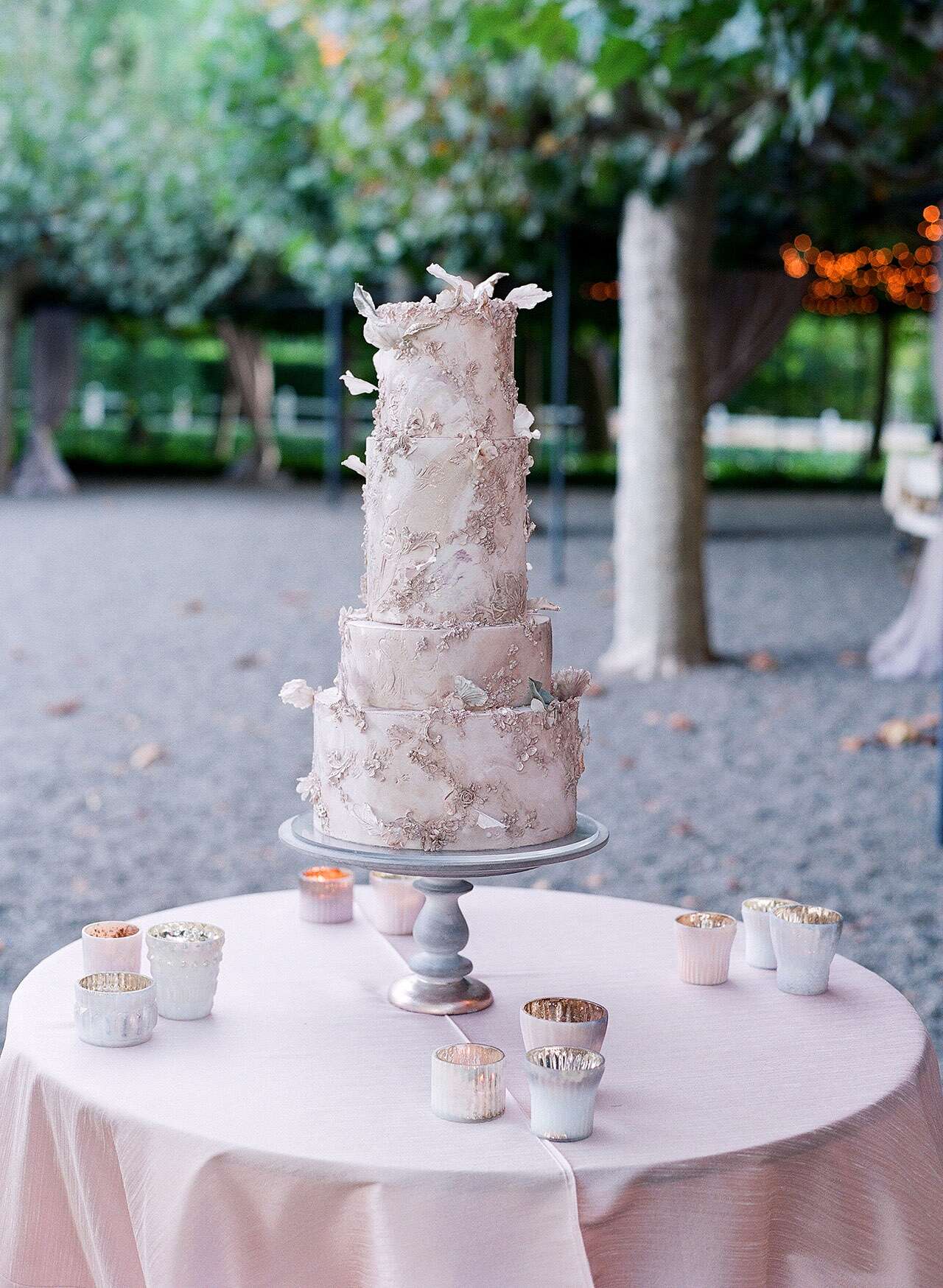 Detail Pictures Of Wedding Cake Nomer 37