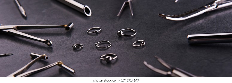 Detail Piercing Background Nomer 37