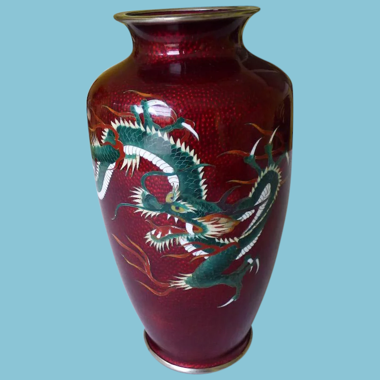 Detail Pigeon Blood Vase Nomer 24