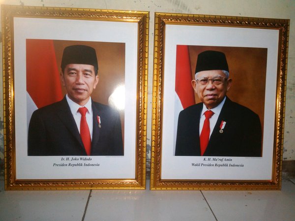 Detail Pigura Foto Presiden Nomer 5