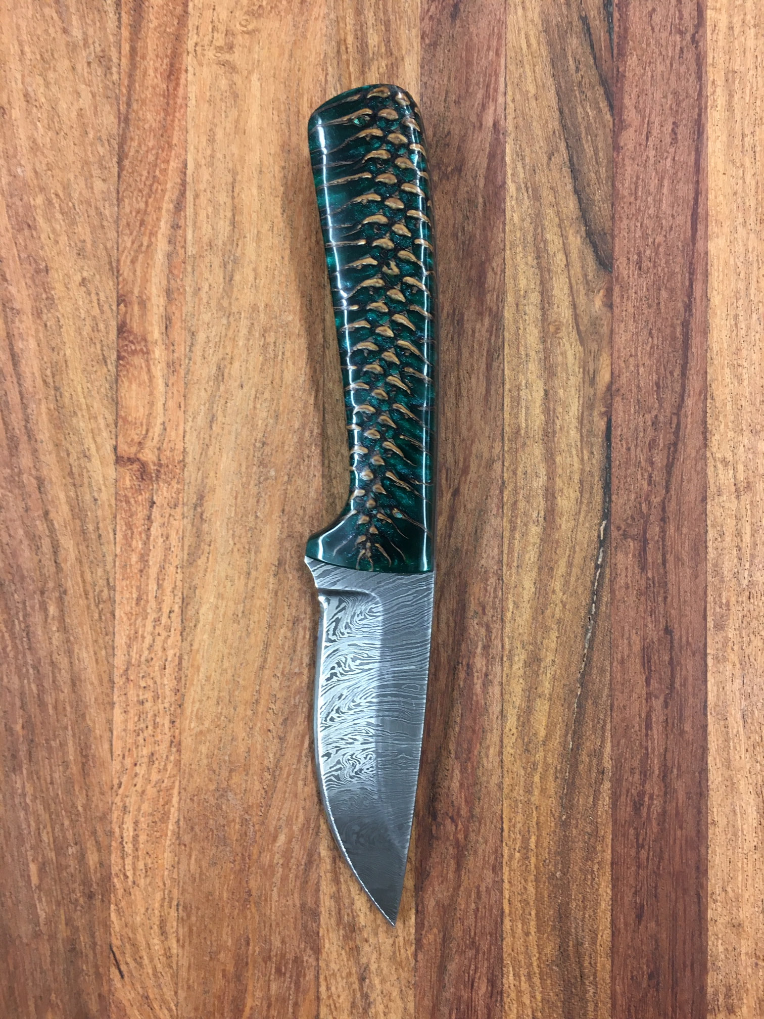 Detail Pine Cone Knife Handle Nomer 2