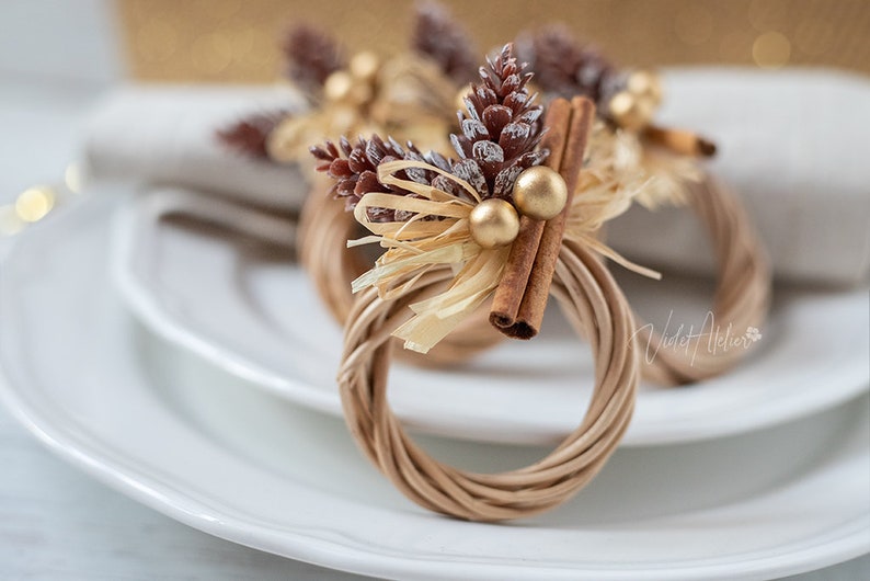 Detail Pine Cone Napkin Rings Nomer 21